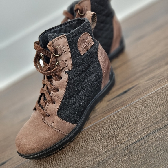 SOREL Women's Evie II NW Lace Boots size 9 - Picture 5 of 10